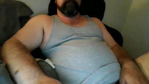 Snapshot of slumrville chatting on 10.23.25 slumrville online show from 10.23.25