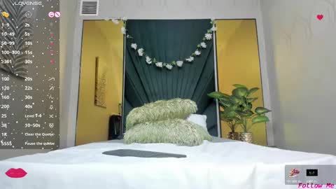 Paola  online show from 02.16.25