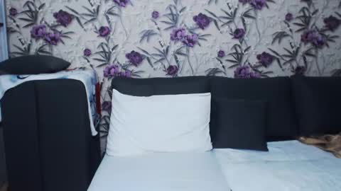 slutihmami online show from 12.23.24