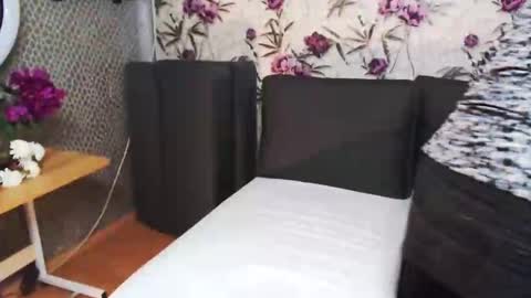 slutihmami online show from 05.27.26