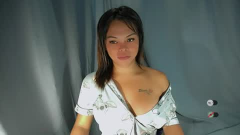 Snapshot of sluts_cum chatting on 07.23.26 louie and diana online show from 07.23.26