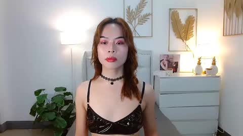 slutty_aurora online show from 02.19.25