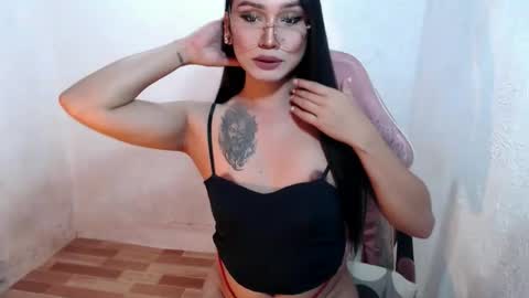  Lovie  online show from 02.14.26