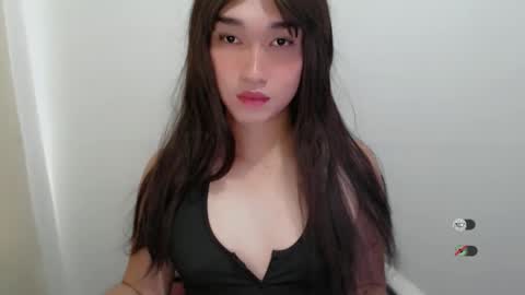 FRANCINE online show from 11.08.25