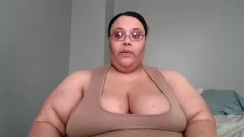 Snapshot of sluttyjess31 chatting on 07.31.26 Jessica online show from 07.31.26