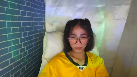 sluttypatotie online show from 09.17.25