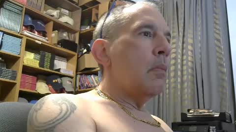 Snapshot of sluttyslave81 chatting on 03.03.25 sluttyslave81 online show from 03.03.25