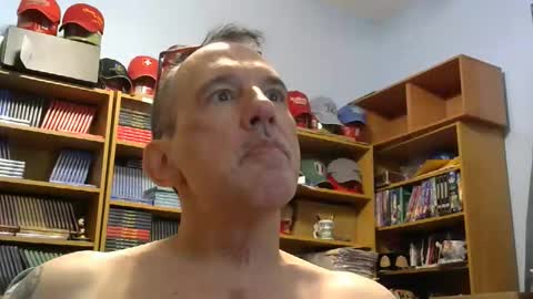 Snapshot of sluttyslave81 chatting on 01.19.26 sluttyslave81 online show from 01.19.26