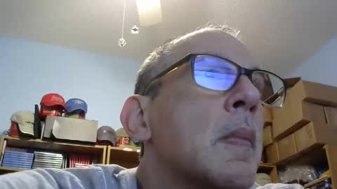 Snapshot of sluttyslave81 chatting on 04.12.26 sluttyslave81 online show from 04.12.26