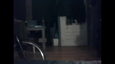 slutviki online show from 12.18.25