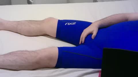 Snapshot of slx00 chatting on 10.19.25 slx00 online show from 10.19.25
