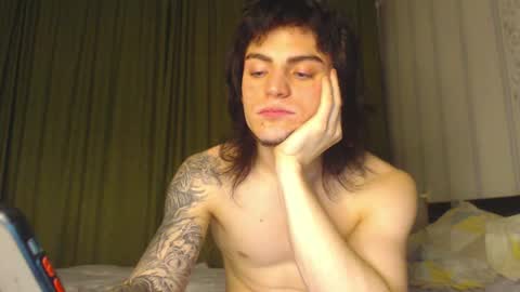 Gus online show from 11.04.25