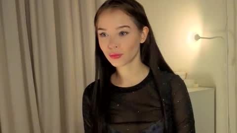 Lily online show from 11.06.25