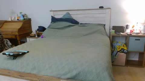 Rachel Lawrence online show from 12.10.24