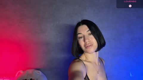 Melani online show from 04.13.26