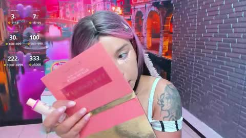 Mariana Torres online show from 10.25.25