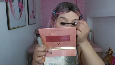 Snapshot of small__naughty chatting on 06.10.26 Mariana Torres online show from 06.10.26