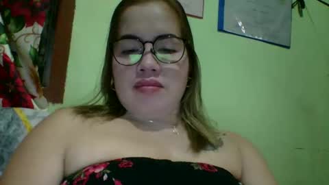 Snapshot of small_boobs59 chatting on 02.04.26 Lovewella online show from 02.04.26