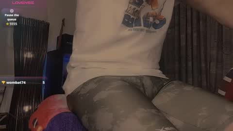 Snapshot of smalldickboy4life chatting on 02.14.26 Smalldickboy4life online show from 02.14.26