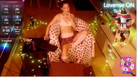 smallestgirlinchat online show from 10.02.25