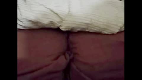 Small Hairy Uncut online show from 02.28.25