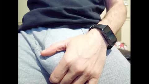 Small Hairy Uncut online show from 12.02.25