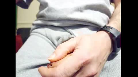 Small Hairy Uncut online show from 12.22.25