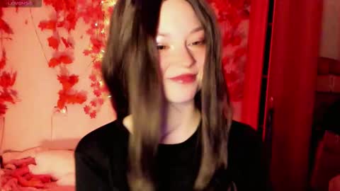 smallimpmeili online show from 10.05.25