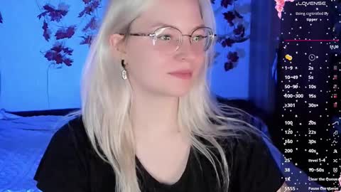 smallimpmeili online show from 11.16.25