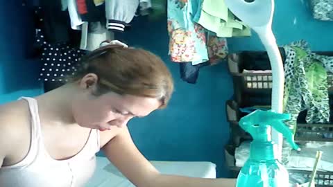 Snapshot of smallluncutc0ck chatting on 12.31.24 jess online show from 12.31.24