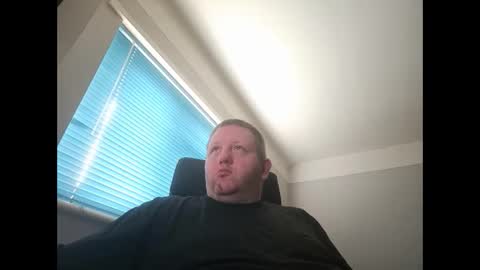 smallone19832 online show from 02.27.25