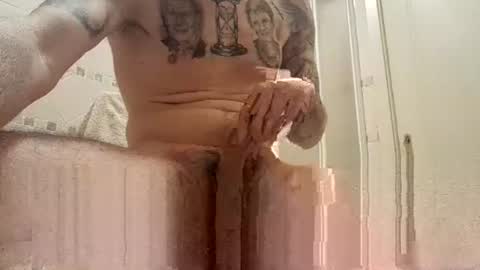 Snapshot of smallone8825 chatting on 12.14.24 smallone8825 online show from 12.14.24