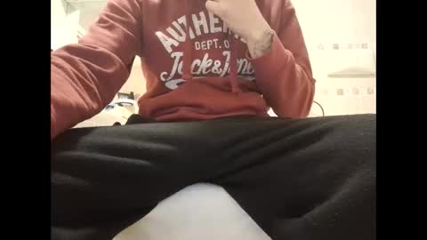 Snapshot of smallone8825 chatting on 12.27.24 smallone8825 online show from 12.27.24