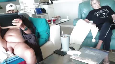 Snapshot of smallpenisbigtongue chatting on 02.25.26 Daddy online show from 02.25.26