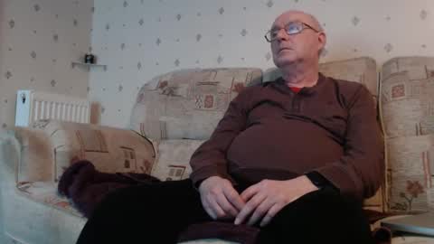 Snapshot of smallsteve562 chatting on 02.08.26 Steve online show from 02.08.26