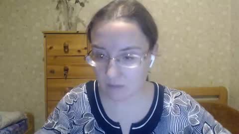 Snapshot of smart_rose chatting on 02.06.25 smart_rose online show from 02.06.25
