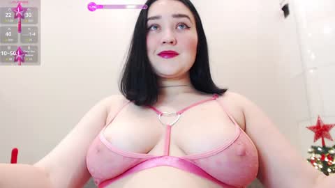 Snapshot of smartandamazing chatting on 12.22.24 Dasha online show from 12.22.24