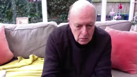 Snapshot of smartmeter chatting on 02.12.25 smartmeter online show from 02.12.25