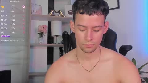 Jade Smiith online show from 02.20.25