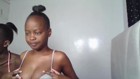 smiley luv1 online show from 02.05.26