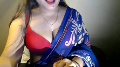 Snapshot of smiley_queen99 chatting on 07.13.26 smiley online show from 07.13.26