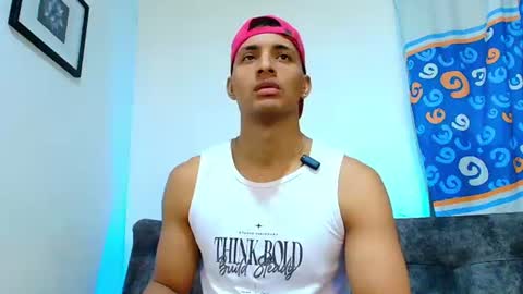 Snapshot of smith_fitness chatting on 06.19.26 Smith Fitness online show from 06.19.26