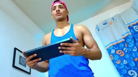 Snapshot of smith_fitness chatting on 06.27.26 Smith Fitness online show from 06.27.26