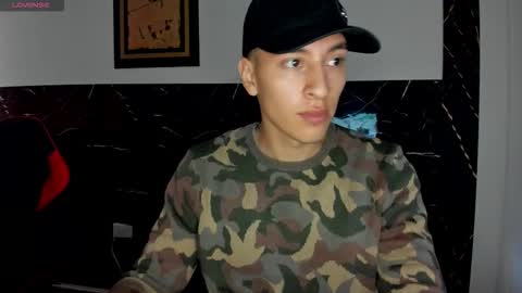 Snapshot of smith_grey chatting on 01.14.26 smith grey online show from 01.14.26