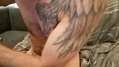 Snapshot of smokeandwatching chatting on 10.08.25 Smokeandwatching online show from 10.08.25