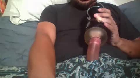 Snapshot of smokey573 chatting on 11.25.25 memelucas online show from 11.25.25