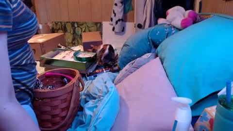 Snapshot of smokydian chatting on 12.24.24 DIAN dee-ann online show from 12.24.24