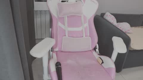 Snapshot of smokykira chatting on 02.21.26 Kira online show from 02.21.26