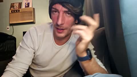 Snackyyyy online show from 02.28.26