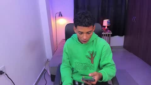 snak_master1 online show from 11.18.25